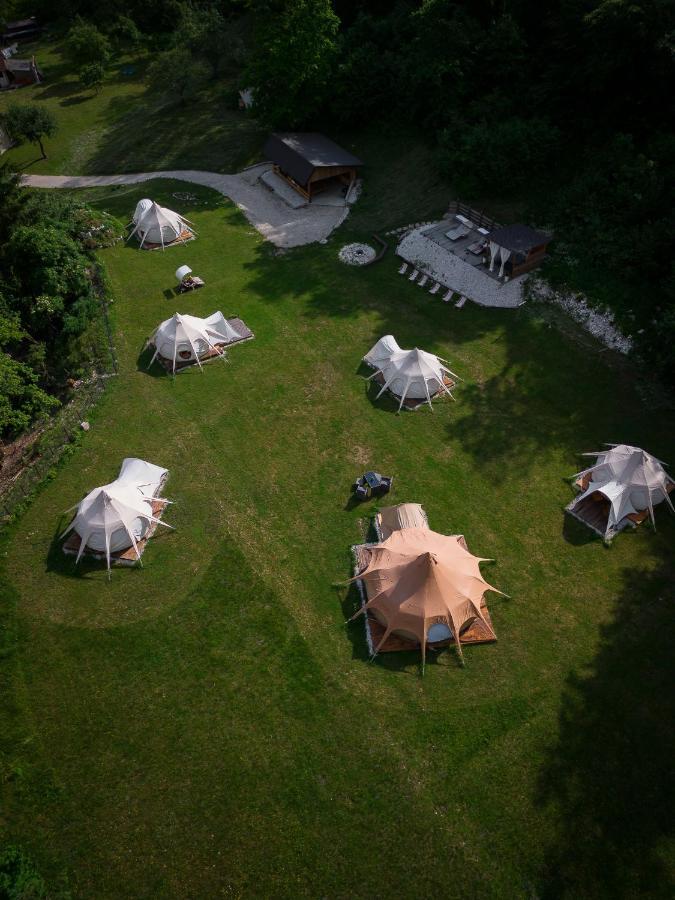 فندق Glamping Gozdna Jasa بوويتش المظهر الخارجي الصورة