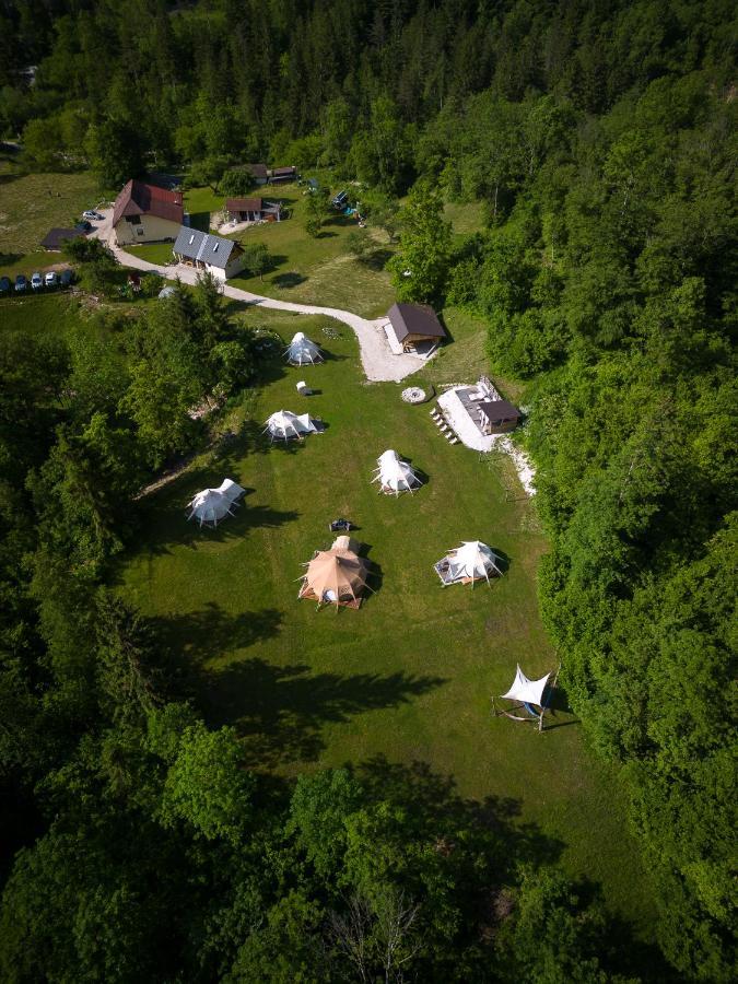 فندق Glamping Gozdna Jasa بوويتش المظهر الخارجي الصورة