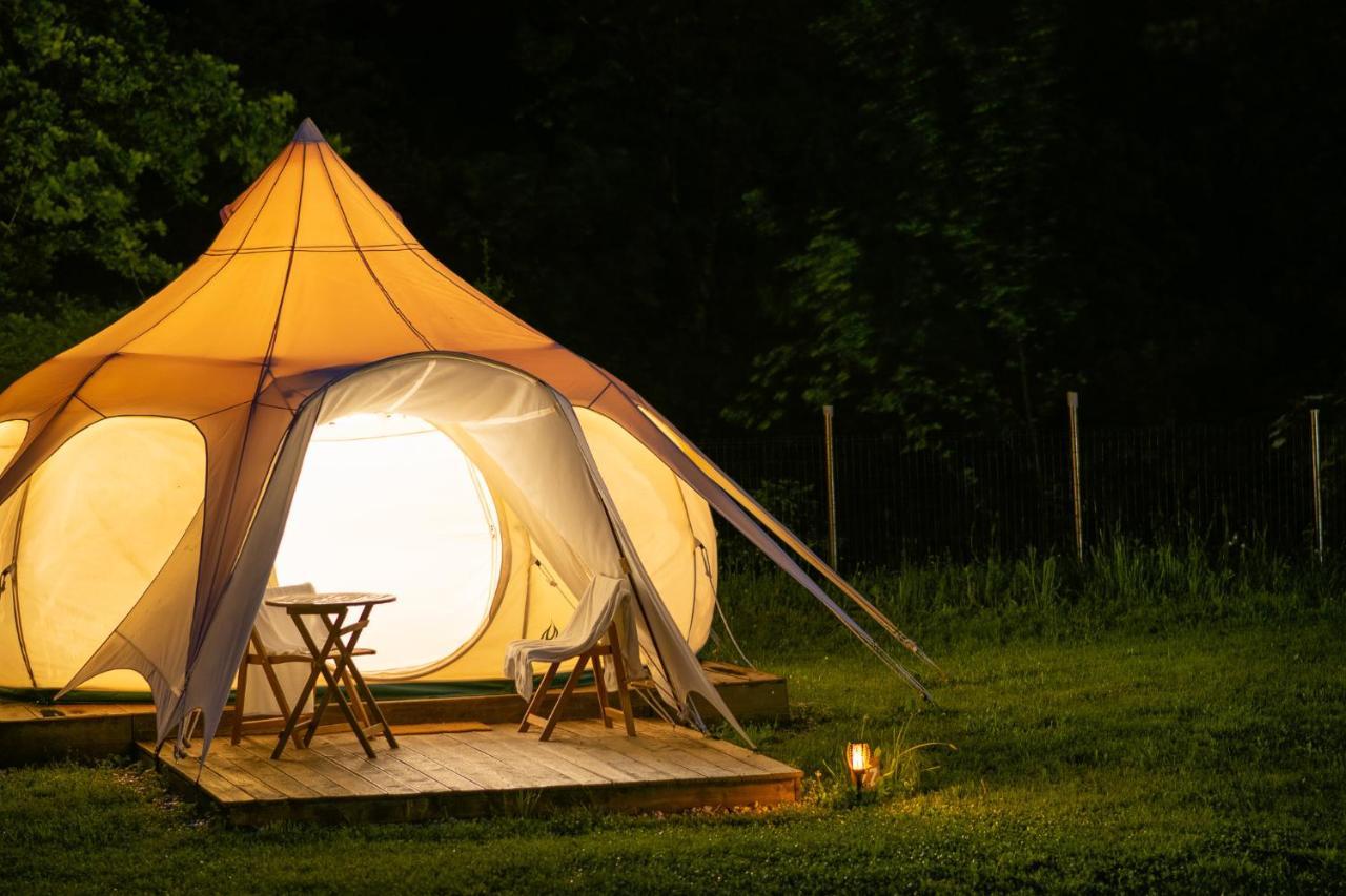 فندق Glamping Gozdna Jasa بوويتش المظهر الخارجي الصورة