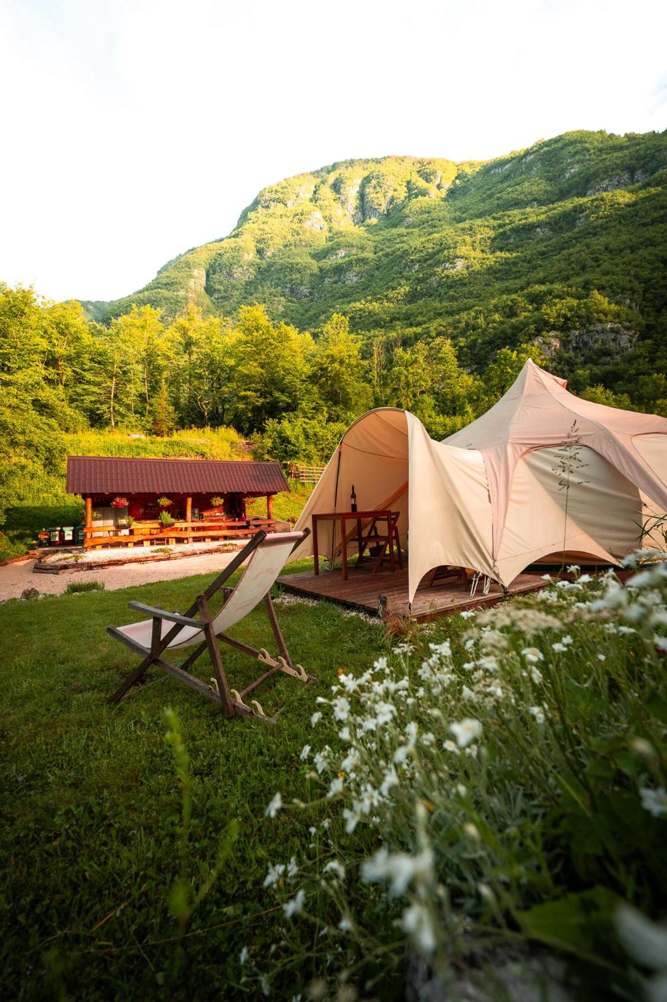 فندق Glamping Gozdna Jasa بوويتش المظهر الخارجي الصورة