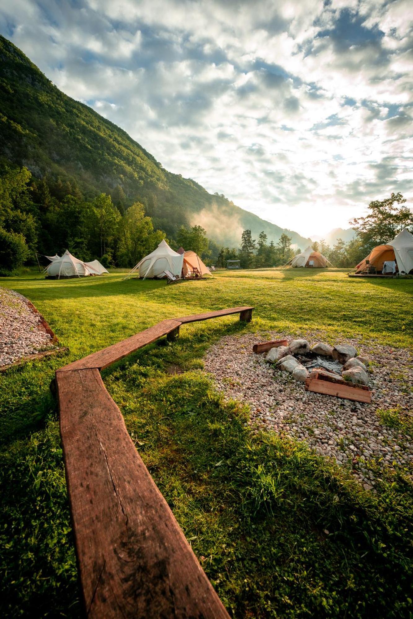 فندق Glamping Gozdna Jasa بوويتش المظهر الخارجي الصورة