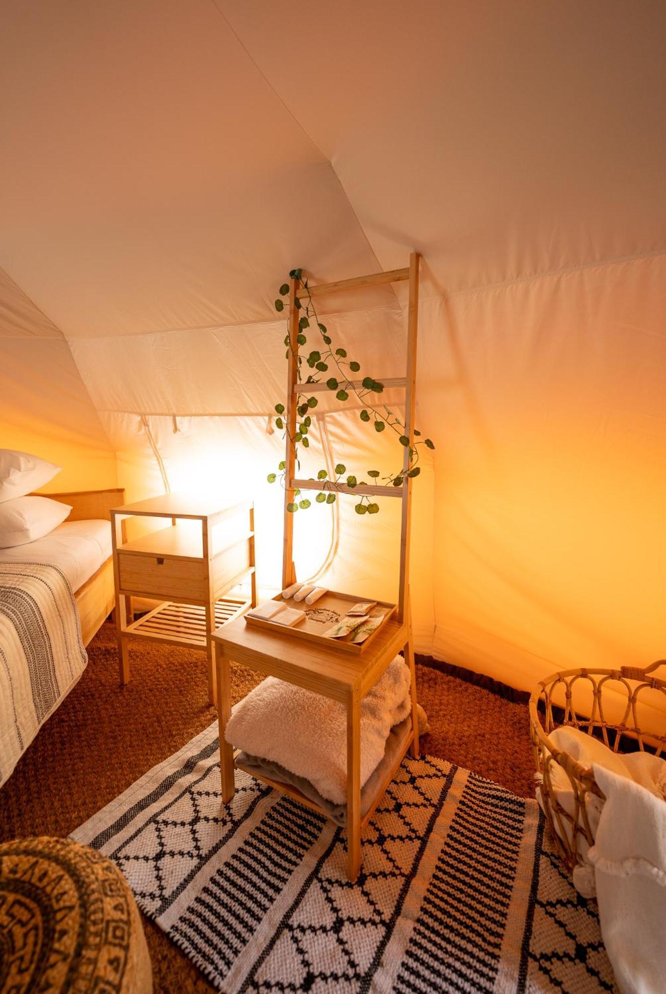 فندق Glamping Gozdna Jasa بوويتش المظهر الخارجي الصورة