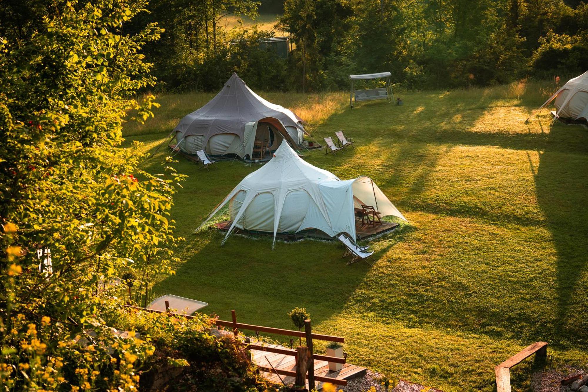 فندق Glamping Gozdna Jasa بوويتش المظهر الخارجي الصورة